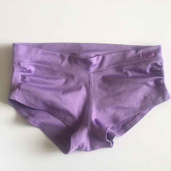 Mika Yoga Wear Pants - Mike Yoga Wear shorts